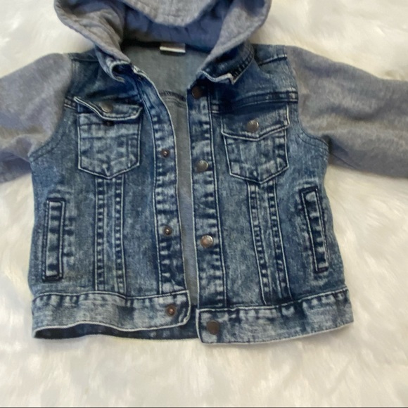 Denim jacket - Picture 4 of 4